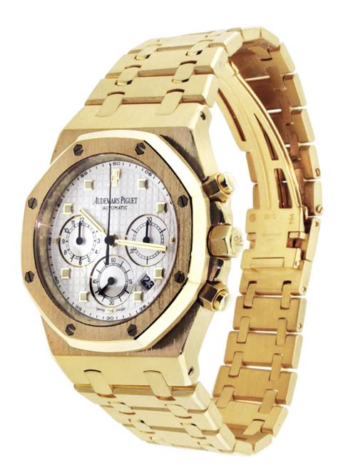 Audemars Piguet Royal Oak Bezel in 18k yellow gold .